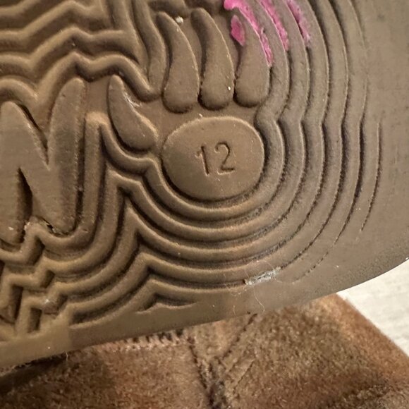BEARPAW SUEDE GIRLS BOOTS SIZE 12 - Picture 7 of 9